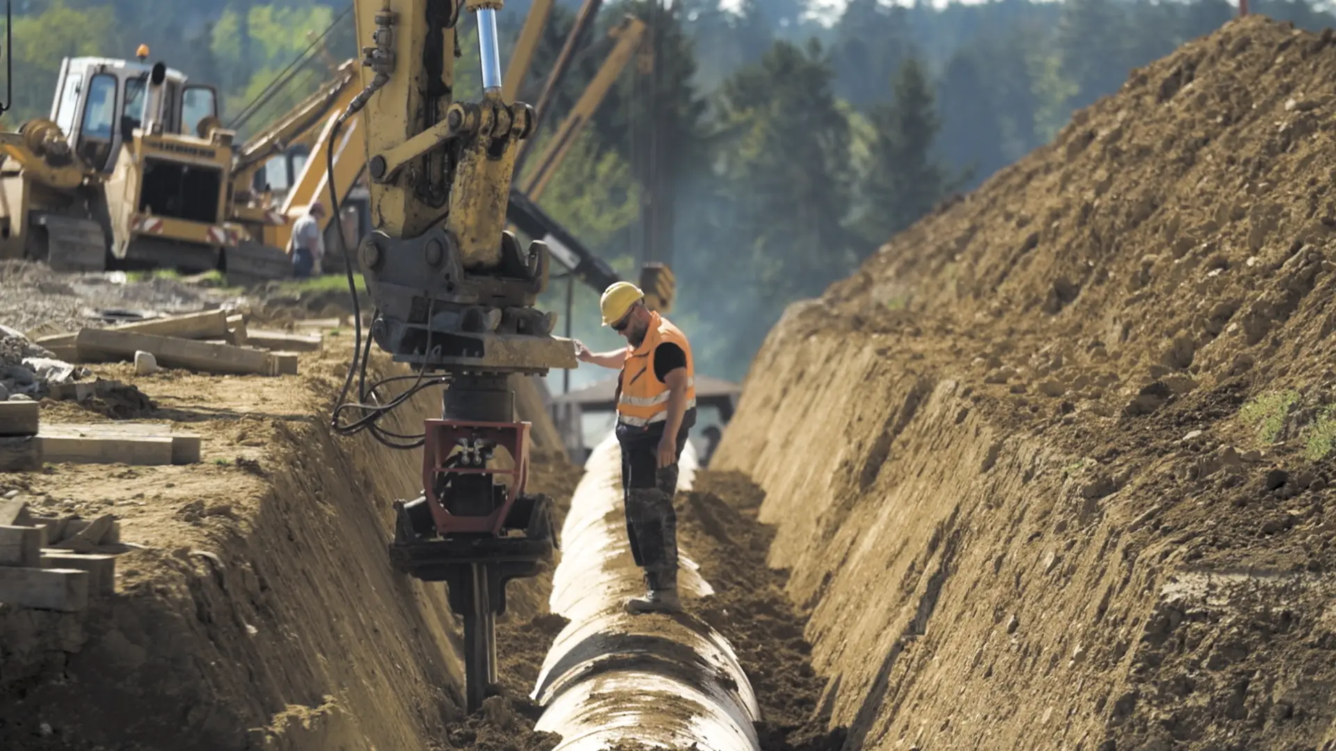 Dokumentation Pipelinebau: Wiederverfüllen des Rohrgrabens